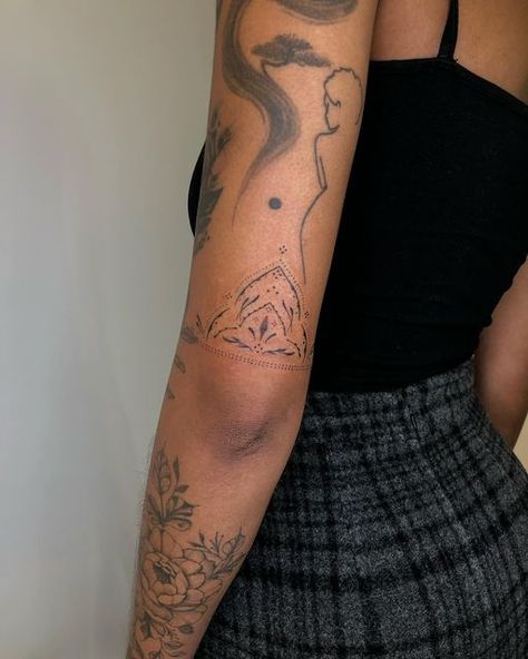 Ornamental Tattoos on Instagram: "Another view of this ornamental arm bracelet ✨" Under The Elbow Tattoo, Ornamental Arm Tattoos For Women, Under Elbow Tattoos For Women, Ornamental Elbow Tattoo, Ornamental Tattoo Design Arm, Ornamental Arm Tattoo, Ornamental Tattoo Sleeve, Arm Cuff Tattoo, Ornamental Tattoos