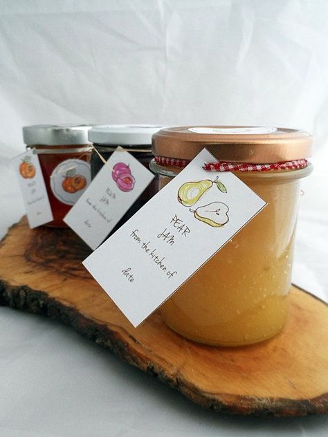 Homemade Jam Packaging, Jam Label Design, Jam Branding, Jam Business, Jam Jar Crafts, Small Jam Jars, Jam Labels, Jam Jar Labels, Jam Packaging