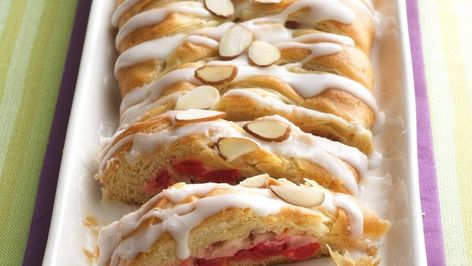 This coffee braid looks bakery-fancy, but Pillsbury® crescents make it flaky, delicious and easy. Cherry Cream Cheese Coffee Cake, Cherry Cream Cheese, Cheese Coffee Cake, Almond Coffee Cake, Cream Cheese Coffee Cake, Cream Cheese Crescent Rolls, Pillsbury Recipes, Cherry Cheesecake, Cherry Almond