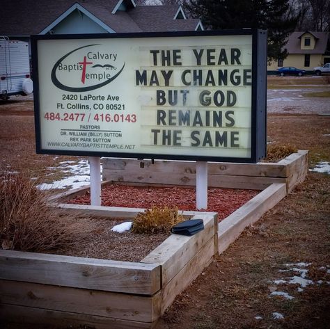 Church Signage, Church Bulletin Covers, Church Sign Sayings, Funny Church Signs, Funny Inspiration, Church Bulletins, Sign Sayings, Church Inspiration, Church Bulletin Boards