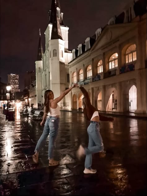 New orleans Louisiana Outfits New Orleans, Nola Picture Ideas, New Orleans Photo Ideas, New Orleans Instagram Pictures, New Orleans Pictures Ideas, Nola Aesthetic, New Orleans Photoshoot, New Orleans Outfit, Act Study