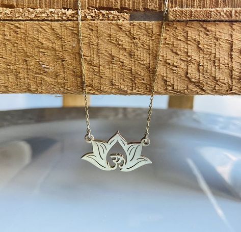 Ohm Necklace, Lotus Flower Jewelry, Buddhist Necklace, Symbol Jewelry, Om Necklace, Lotus Flower Necklace, Accessorize Jewellery, Yoga Lover Gift, Spiritual Necklace