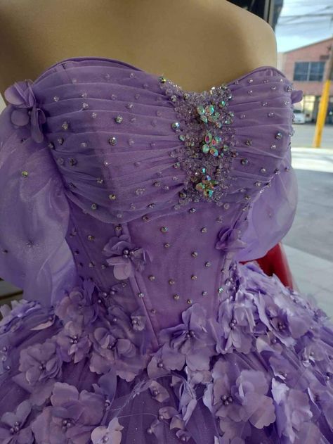 Quinceanera Dresses Violet, Purple Chambelan Outfits, Lilac Purple Quinceanera Dress, Purple Quinceanera Dresses Butterfly, Dark Purple Quinceanera Theme, Quinceanera Chambelanes Outfits, Purple Butterfly Dress, Purple Quince Dress, Chambelan Outfits