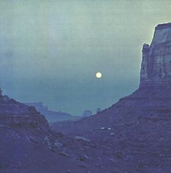 LOLALU. Desert Aesthetic, Desert Dream, Look Vintage, Blue Moon, Blue Aesthetic, Landscape Photos, Scuba Diving, Wild West, Mother Earth