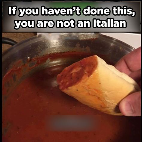 Funny Italian Memes, Italian Girl Problems, Italian Memes, Italian Humor, Italian Life, Memes Hilarious, Funniest Memes, Girl Problems, Memes Humor