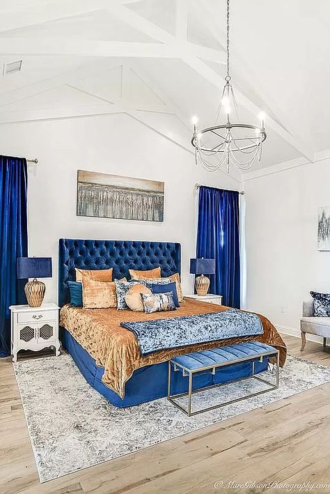 Bed Rooms Ideas Master, Bed Rooms Ideas, Royal Blue Bedrooms, Bed Frame Ideas, Blue And Gold Bedroom, Bedroom Ideas Master, Blue Bedroom Design, Designer Bed, Blue Bedroom Decor