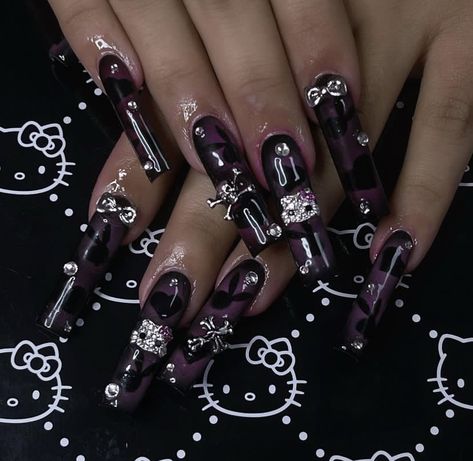 Glittery Acrylic Nails, Kitty Nails, Hello Kitty Nails, Glamorous Nails, Pretty Gel Nails, Nail Sets, Nail Ring, Dark Nails, Dream Nails