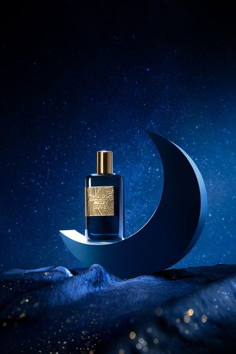 Night Product Photography, Watch Poster Design, Niche Perfume Collection, 3d Moon, Atelier Cologne, Perfume Bottle Design, Perfume Photography, Perfume Ad, Photoshop Projects