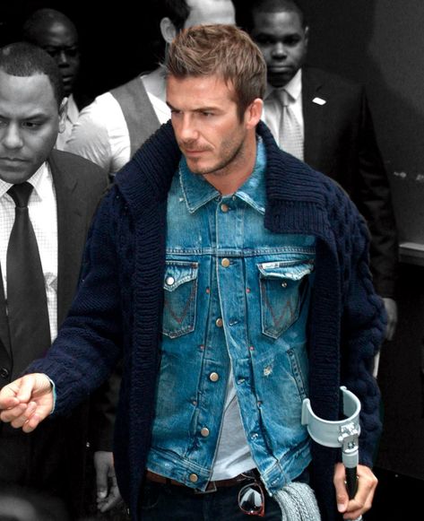 How to Layer a Denim Jacket | GQ All Denim Outfits, David Beckham Style, Jean Jacket Outfits, Denim Jacket Outfit, Gq Style, Hipster Man, Coat Outfit, Mens Fashion Classy, Layering Outfits