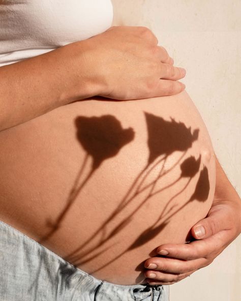 Research has shown that being relaxed throughout your pregnancy will assist you and your baby, promoting healthy development for many years to come. The team at Botanica Day Spa are experienced in caring for pregnant women, so all that’s left for you to do is relax and enjoy the luxurious experience that awaits you. Visit our website or call us on (03) 9620 5992 to book. Pregnant Woman Aesthetic, Pregnant Massage, Holistic Clinic, Massage Images, Nature Spa, Spa Images, Spa Photos, Couples Spa, Baby Spa