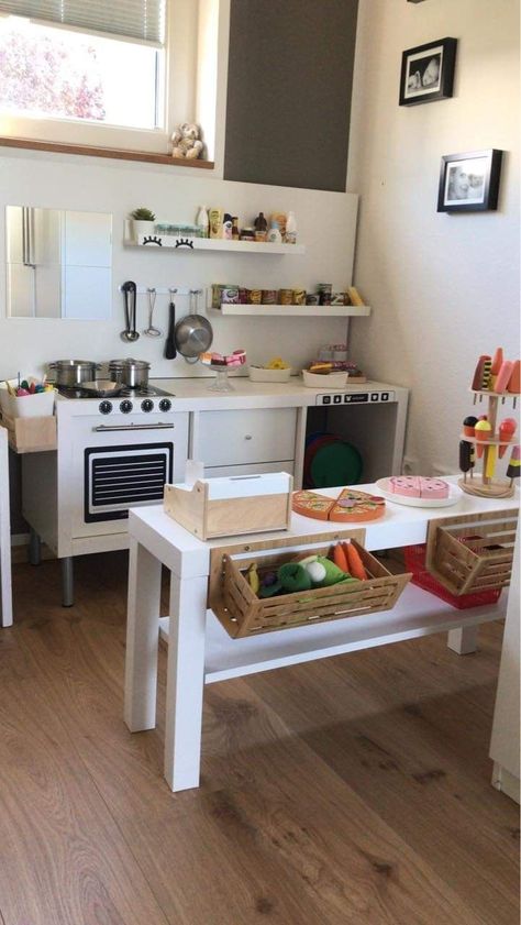 Montessori Playroom Ideas Small Space, Play Kitchen Island, Play Kitchen Food Storage, Play Kitchen Set Up, Kitchen Play Area, Toddler Play Kitchen, Diy Kids Kitchen, Ikea Play Kitchen, Diy Playroom