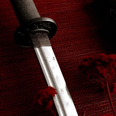 Traditional Japanese Aesthetic Red, Tablet Aesthetic, Arte Ninja, By Any Means Necessary, Samurai Swords, Kendo, Japanese Aesthetic, Original Character, Red Aesthetic