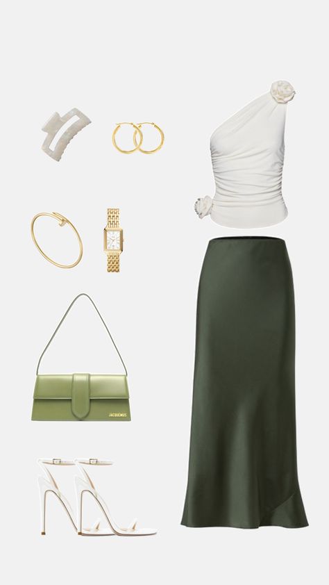 Fancy woman’s outfit: Green & white combination with the taste of gold. Fancy Woman, Xmas Outfit, Clothes Brand, Brand Ideas, The Taste, White Outfits, Green And White, Gold Accents, Vines