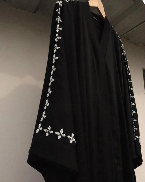 Stunning black kaftan abaya with white & black moti handwork. DM for price and details! . . . . . . . #black #blackabaya #handwork #handmade #handmadewithlove #smallbusiness #smallbusinesssupport #luxuriousabaya Black And White Abaya, Black Kaftan, Kaftan Abaya, Black Abaya, Muslimah Fashion, Abayas Fashion, White Black, White And Black, White