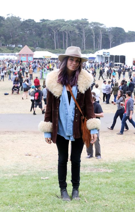 Festival Fashion At Outside Lands 2014 | Free People Blog #freepeople Festival Outfit Over 40, Festival Winter Outfit, Winter Festival Outfit Outdoor Cold, Rainy Festival Outfit Cold, Autumn Festival Outfit, Cold Festival Outfit Ideas, Festival Outfit Winter, Outside Lands Outfit, Festival Outfits Winter