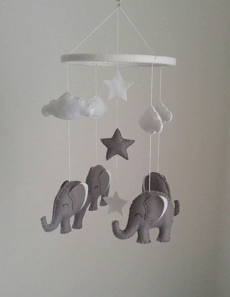 Check out this item in my Etsy shop https://www.etsy.com/uk/listing/564045053/white-and-grey-elephant-mobile-nursery Elephant Baby Mobile, Carousel Baby, Nursery Mobiles, Mobile Diy, Elephant Mobile, Newborn Crib, Diy Baby Mobile, Monochrome Nursery, Baby Elefant