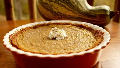 Cushaw Pie Recipe, Cushaw Pie, Cushaw Squash, Squash Pie, Uk College, Thanksgiving Food Sides, Butter Pecan Cake, Pumpkin Pie Recipe, Fall Recipes Healthy