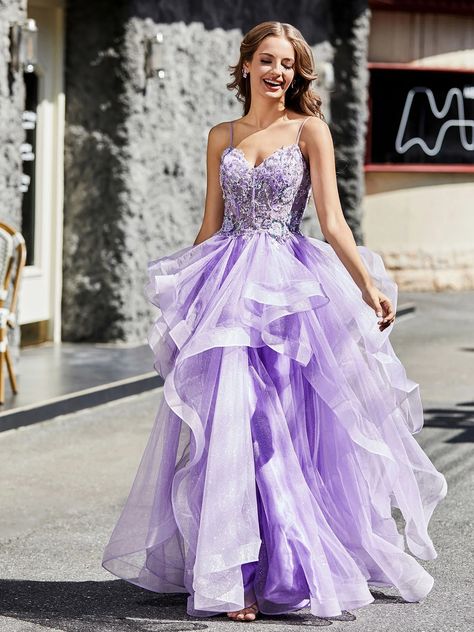 Long Tulle Dress, Magical Fashion, Prom Dress Beaded, Tulle Dress Long, Tiered Prom Dress, A Line Prom Dress, Tulle Balls, Prom Dresses Elegant, Tulle Ball Gown