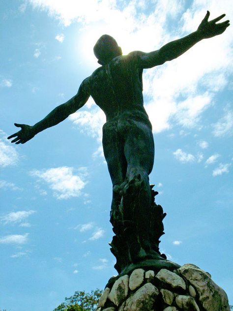 OBLATION -=- The University of the Philippines' iconic image of a man standing looking upwards with his arms outstretched has come to be known as UP's Oblation.   This image symbolizes one's selfless offering of himself to his country.   This statue was created by Filipino artist Guillermo E. Tole  . Our friend James Morales added this.. "And the model of this oblation was the father of Fernando Poe Jr. (Fernando Poe Sr.) " Fernando Poe Jr, University Of The Philippines Diliman, University Of The Philippines, A Man Standing, Filipino Art, Yearbook Design, Vision Board Photos, Trifold Brochure Template, College Admission