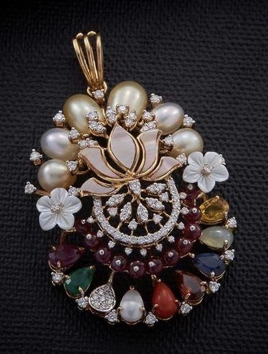 Necklaces Indian, Ruby Necklace Designs, Diamond Pendants Designs, Bridal Jewelry Vintage, Beautiful Gold Necklaces, Pearl Necklace Designs, Jewelry Set Design, Gold Necklace Indian Bridal Jewelry, Antique Bridal Jewelry