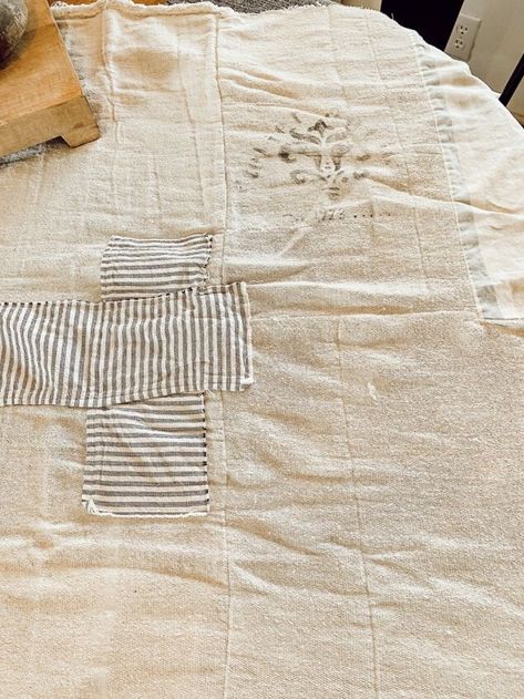 Drop Cloth Quilt, Linen Patchwork, Drop Cloth Bedspread, Drop Cloth Tablecloth, Drop Cloth Slipcover, Patchwork Tablecloth, Drop Cloth Projects, Grain Sack Fabric, Canvas Drop Cloths