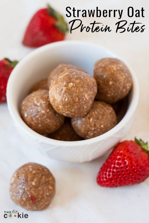 Celebrate seasonal strawberries the healthy way with these delicious Strawberry Oat Protein Bites that are gluten free, peanut free, and full of fresh strawberry flavors. These are dairy free, egg free, and have no added sugars! Ready for another protein ball/protein bite recipe? Protein bites never get boring, and they are one of my favorite...Read More » Protein Bites Recipe, Real Food Snacks, Arbonne Recipes, Fructose Free, Protein Balls Recipes, Strawberry Protein, Bites Recipes, Healthy Protein Snacks, Protein Bar Recipes