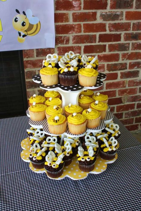 Avarie's Bee Themed 1st Birthday Party | CatchMyParty.com Bumble Bee Party, Bee Cupcakes, Bumble Bee Birthday, Bee Theme Party, Bee Birthday Party, Bee Cakes, Bee Baby Shower Theme, Bumble Bee Baby Shower, Bee Party