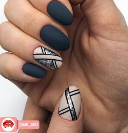 Winter Gel Nails, Grey Nail, Grey Nails, Grey Nail Designs, Matte Black Nails, Cute Spring Nails, Trendy Nail Art Designs, Geometric Nail, Gray Nails