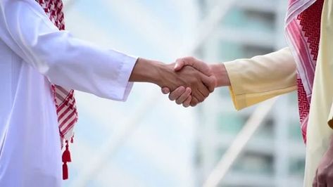 Men Shaking Hands, Shake Hand, Kingdom Of Bahrain, Hand Shake, International Bank, Muslim Culture, Shaking Hands, Trade Finance, Retail Banking