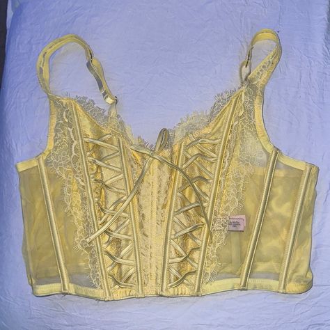 Yellow Corset Top, Fnaf Halloween, Yellow Corset, Yellow Lingerie, Halloween Idea, Corset Outfit, Top Corset, Top Bra, Victoria Secret Bras