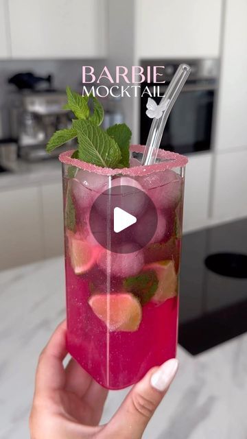 𝓛𝓲𝓿 ✨ on Instagram: "barbie mocktail (non-alcoholic) 💗👛🎀 #barbie #barbiemovie #barbiethemovie #barbiedoll #cocktail #cocktails #mocktail #mocktails #pinkcocktail #pinkdrink #glitter #edibleglitter #mojito #dragonfruit #nonalcoholic #nonalcoholicdrink #girlsnight #girlsnightout #girlsnightin #babyshower #genderreveal #barbieparty" Gender Reveal Drinks, Dolly Party, 2023 Barbie, Pink Cocktails, Edible Glitter, Pink Drinks, Barbie Party, Barbie Movies, July 15