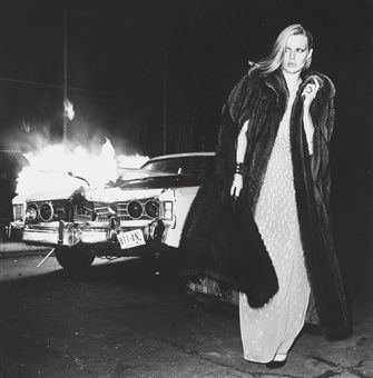 #70s #dior #campaign #fur #coat Chris Von Wangenheim, Patti Hansen, Fashion 70s, Vintage Fashion Photography, 1970s Fashion, Fashion Photography Editorial, The Villain, 70s Fashion, Fashion Photographer