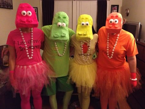 Unique Group Costume Ideas for 2015: The Ultimate Guide Crazy Group Costumes, Unique Group Costume Ideas, Costume Ideas For Groups, Hippo Costume, Funny Group Halloween Costumes, Queen Of Hearts Halloween Costume, Group Costume Ideas, Groups Of 4, Office Halloween Costumes