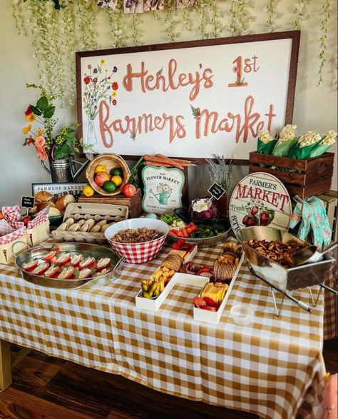 1st Farmers Market Birthday, Farmers Market Party Table Decor, 1st Birthday Farmers Market Theme, Vegetable First Birthday Party, Farmer Themed Birthday Party, Farmers Market Dessert Table, Farmers Market First Birthday Party, Farmers Market Birthday Party Decorations, Produce Themed Party