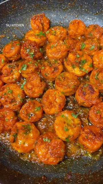 Taj Kitchen on Instagram: "Prawns Fry Recipe.. For Ingredients click here Ingredients for Spicy Prawn Fry Tiger Prawns 500grm Oil 2tbs Kashmiri Red chillie powder 1tbs Salt to taste Garlic paste 1tsp Black pepper powder 1tsp Corinder leaves handful Lemon 1/2 #prawns #prawnsfry #prawnsrecipe #tigerprawns #food #recipes #lunch #dinner #instadaily #instadailyphoto #instamood #instablogger #foodblogger #foodfeed #spicyprawnsfry" Prawn Fry Recipes, Prawns Fry Recipe, Prawn Chips, Food Recipes Lunch, Prawn Fry, Prawns Fry, Tiger Prawns, Spicy Prawns, Recipes Lunch