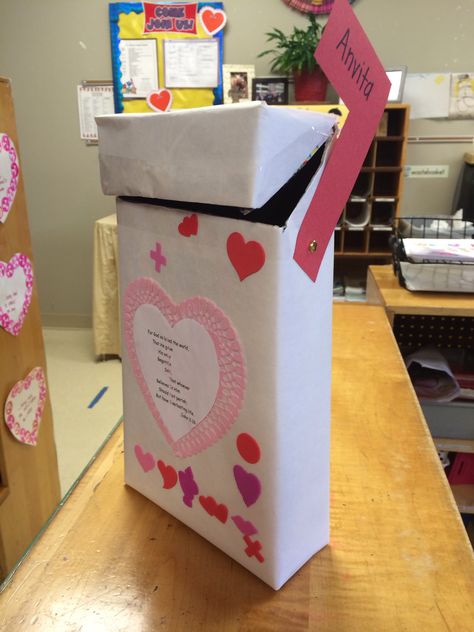 Valentine's mailbox made from a cereal box. John 3:16 verse with word Valentine going down. Box For Valentines, Kids Valentine Boxes, Box Valentine, Valentine Mailbox, Valentine's Day Crafts For Kids, Valentine Day Boxes, Preschool Valentines, Valentine Projects, Valentines Day Activities