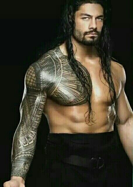 WOW!! Stammestattoo Designs, Roman Reigns Tattoo, Tato Maori, Tato Suku, Roman Reigns Shirtless, Wwe Superstar Roman Reigns, Polynesian Tattoo Designs, Blackout Tattoo, Marquesan Tattoos