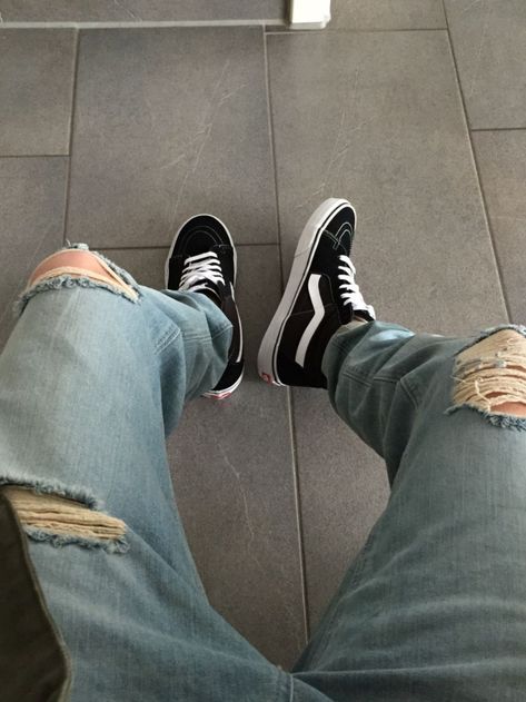 Estilo Vans, Tenis Vans, Outfit Check, Vans High Top Sneaker, Vans Sk8, Vans Old Skool, Street Style Outfit, Vans Old Skool Sneaker, Street Styles