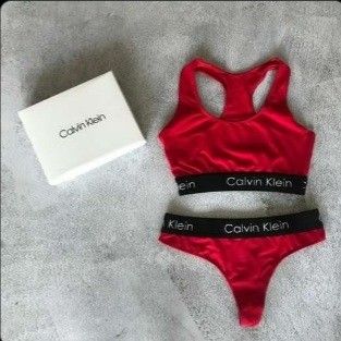 Red Calvin Klein Set, Calvin Klein Boxers, Calvin Klein Sports Bra, Sports Bra Outfit, Red Sports Bra, Calvin Klein Red, At Home Workout Plan, At Home Workouts, Calvin Klein