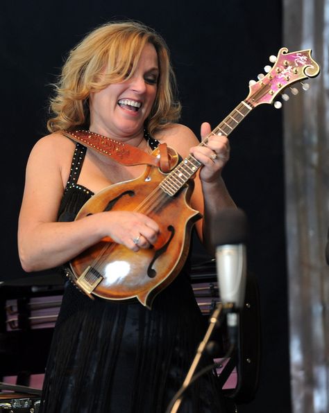 Rhonda Vincent, Best Country Music, Bluegrass Music, Country Music Festival, Female Musicians, Hank Williams, Country Rock, Country Music Artists, Country Music Stars