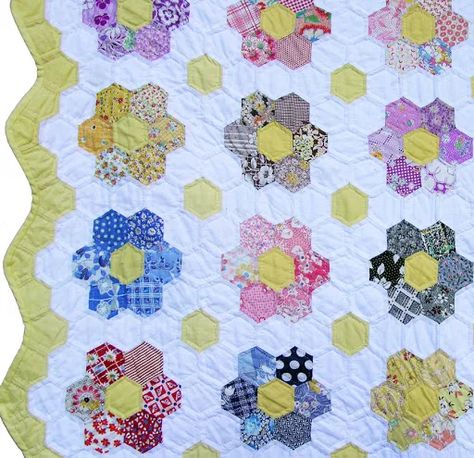 Grandmother’s Flower Garden – Quilts, Quips, and other Nearsighted Adventures Patchwork Hexagonal, Hexagon Quilting, Garden Quilts, Grandmothers Flower Garden Quilt, Hexagon Patchwork, Grandmothers Flower Garden, Flower Garden Quilt, Yellow Border, Hexie Quilt