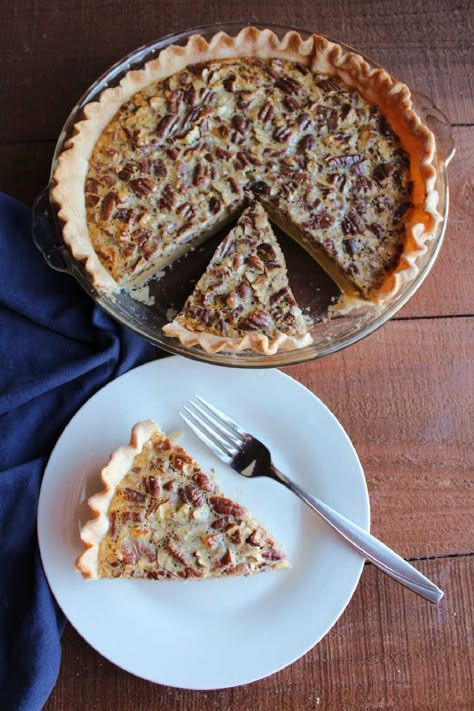 Condensed Milk Pecan Pie 7 Sweetened Condensed Milk Recipes, Thanksgiving Pie Recipes, Pecan Desserts, Sweet Potato Pies Recipes, Condensed Milk Recipes, Easy Pie Recipes, Raspberry Recipes, Easy Pie, Pecan Recipes