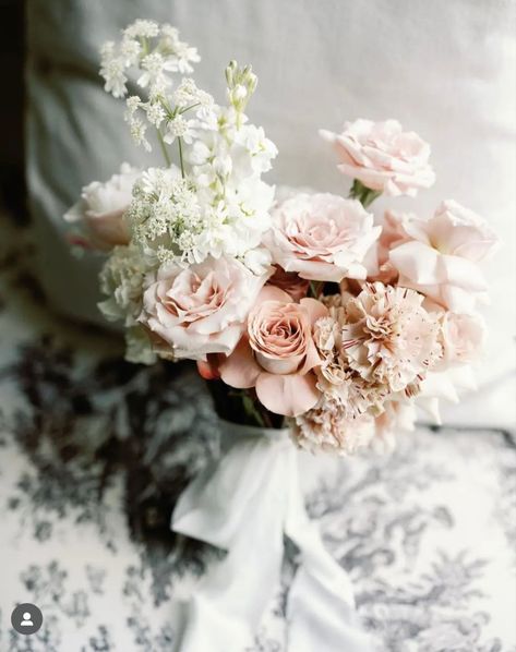 Dusty Pink Wedding Flowers, Blush Bridal Bouquet, Dusty Pink Weddings, Bridal Bouquet Pink, Bridesmaids Bouquet, Rose Bridal Bouquet, Flower Guide, Pink Wedding Flowers, Wedding Flower Inspiration