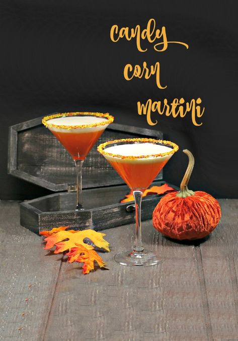 How To Make Vodka, Vodka And Pineapple Juice, Halloween Themed Food, Halloween Cocktail, Fall Candy, Spooky Food, Thanksgiving Cocktails, Tasty Drinks, Martini Recipe