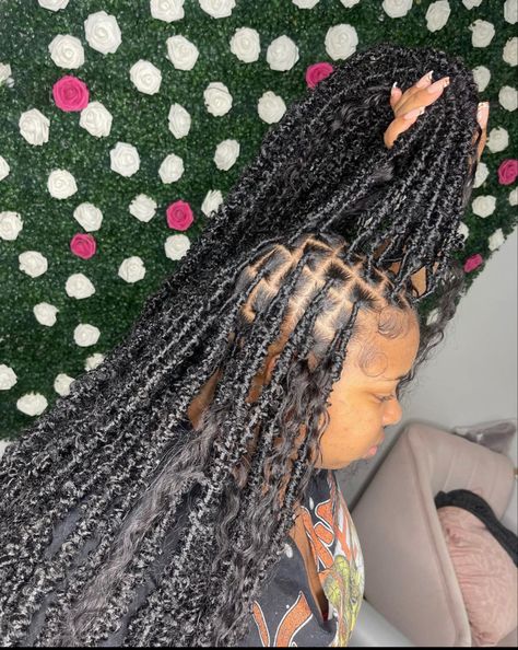 Goddess Butterfly Locs, Bohemian Butterfly Locs, Butterfly Locs Long, Bohemian Soft Locs, Locs Long, Butterfly Locks, Best Braid Styles, Fresh Hairstyles, Bohemian Locs