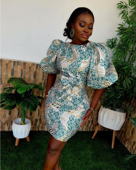 Stunning and Best Dresses for Brocade Fabrics. Brocade Dress Styles For Wedding Guest, Brocade Dress Modern African Fashion, Brocade Fabric Dresses, Brocade Dress Modern, Brocade Dress Styles, Gold Brocade Dress, Mommy Fashion, 2024 Wardrobe, Sunday Clothes