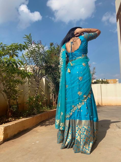 #saree Saree Pose, Deeksha Seth, Indian Dress Up, Hair Style On Saree, Asian Style Dress, Mini Jeep, Half Saree Lehenga, Latest Model Blouse Designs, Saree Poses