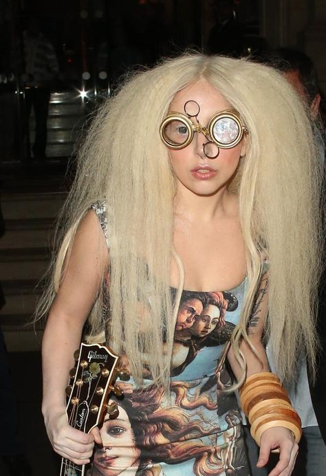 post your favorite looks from the ARTPOP era. http://imgur.com/OxPWAiEhow do you embed pictures on mobile Lady Gaga Lyrics, Lady Gaga The Fame, Lady Gaga Artpop, The Fame Monster, Lady Gaga Pictures, Funny Glasses, Crazy Outfits, Venus Dresses, American Singers