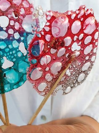 Bubble Sugar Lollies : 5 Steps (with Pictures) - Instructables Homemade Suckers, Isomalt Cake, Lollipop Cake, Freeze Dried Raspberries, Dried Raspberries, Freeze Dried Fruit, Lollipop Sticks, Dessert Decoration, Cake Decorating Tutorials