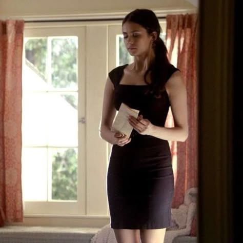 Elena Gilbert Black Dress, Elena Gilbert Outfits Dresses, Elena Gilbert Dress, Elena Gilbert Outfit, Elena Gilbert Outfits, Elena Gilbert Style, Vampire Diaries Outfits, Movie Outfits, Fulfilled Life